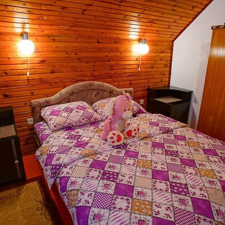 Lara Rooms Žabljak Buitenkant foto