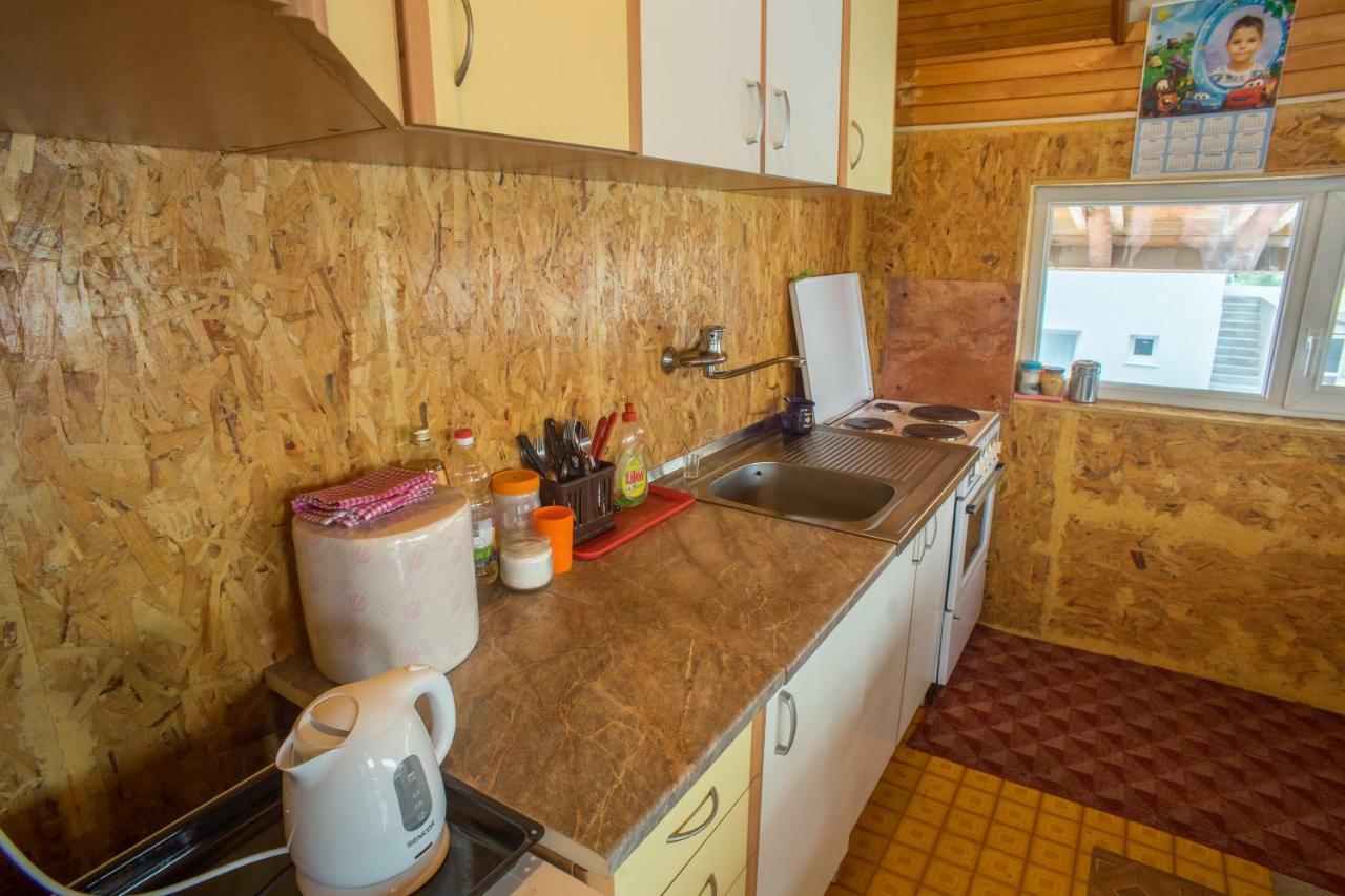 Lara Rooms Žabljak Buitenkant foto